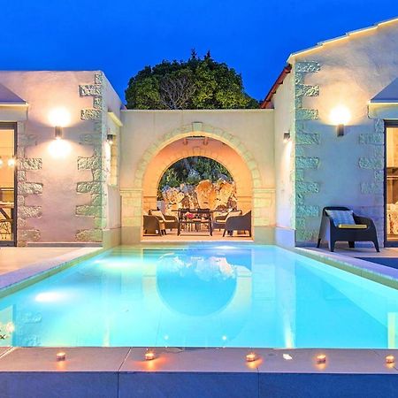 Villa Vardis Heated Pool Vryses Exteriér fotografie