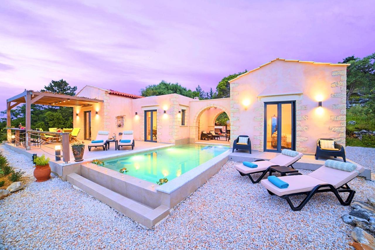 Villa Vardis Heated Pool Vryses Exteriér fotografie